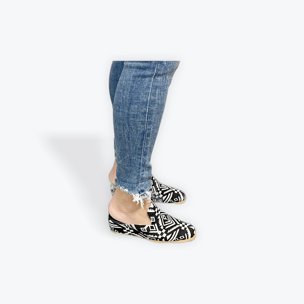 hand made Jacquard Clog|1859