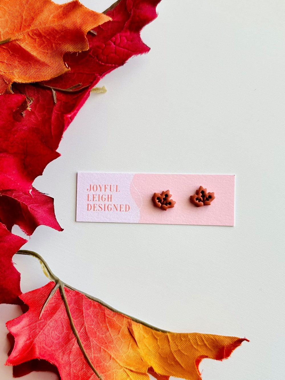 Rust Maple Leaf Studs|1709