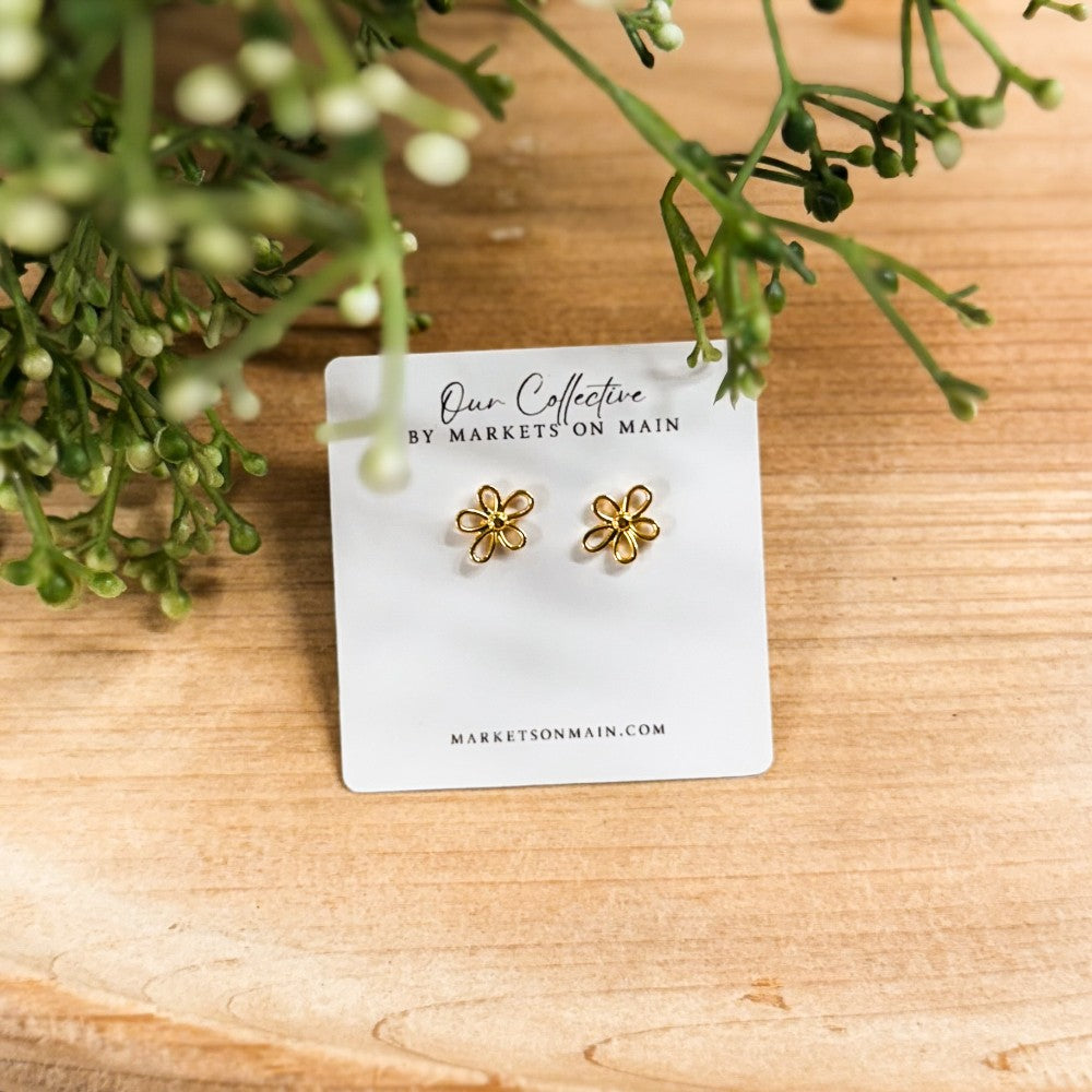 Flower Outline Stud Earrings | Gold Dipped|1724