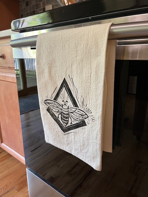 Towel – Bee – Cotton – 27" x 27"|573